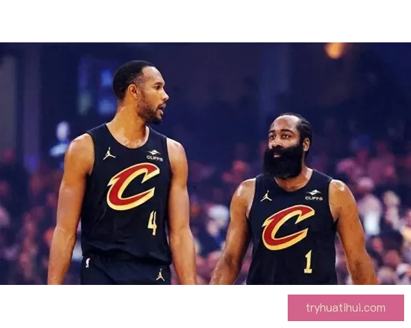 莫布利称赞哈登传球能力 精准洞察防守缝隙助攻如神